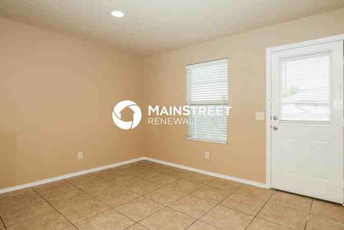 3415 Dunlap Flds - Photo 4 of 16