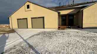 375 Mickelson Ct - Photo 1 of 1