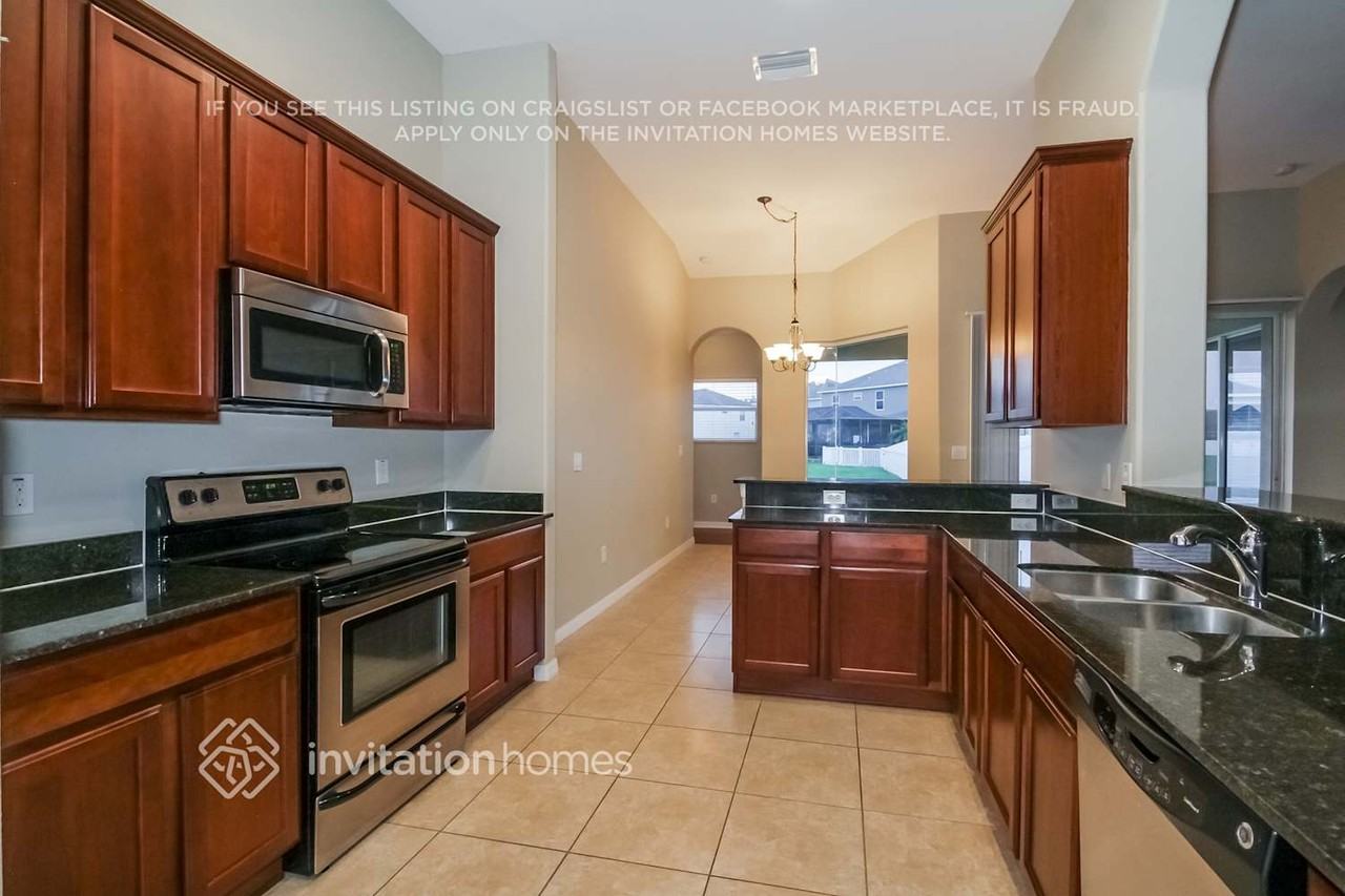 11329 Callaway Pond Dr - Photo 7 of 20