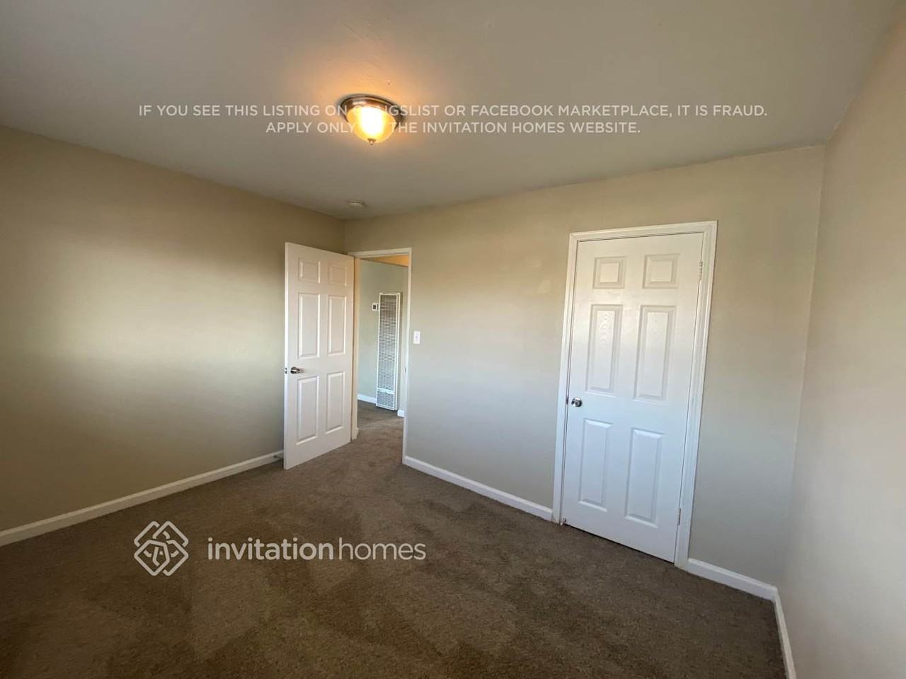 918 Taft St - Photo 5 of 8