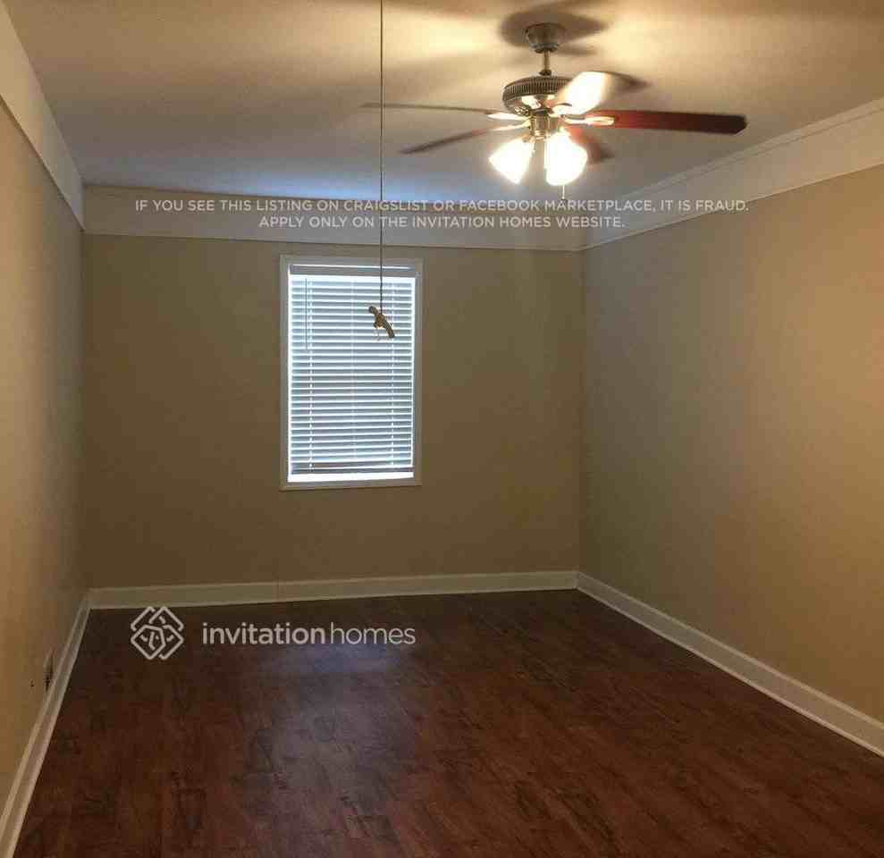 4217 Burgundy Way - Photo 4 of 6