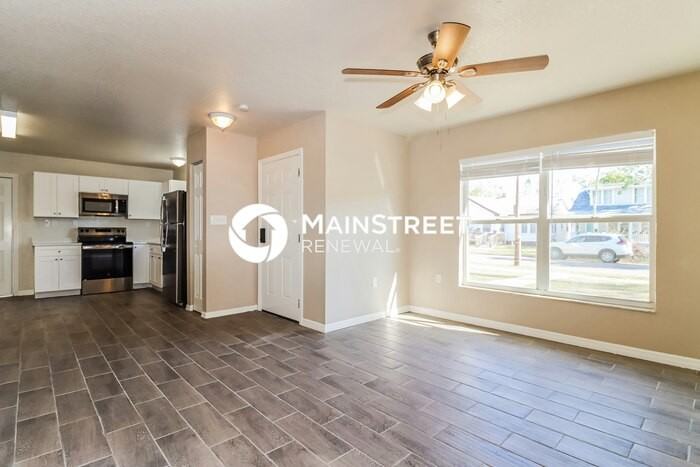 2045 14th St S - Photo 4 of 16