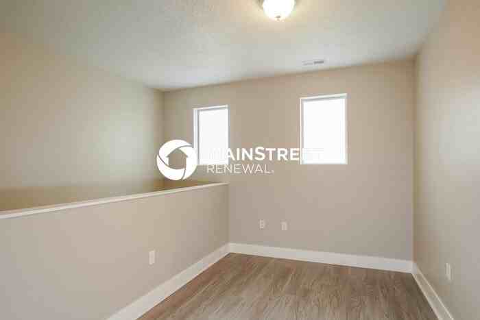3562 S Bridgeview Ln - Photo 7 of 17