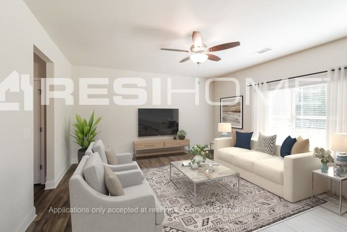 545 Quiet Cloud Dr - Photo 5 of 16