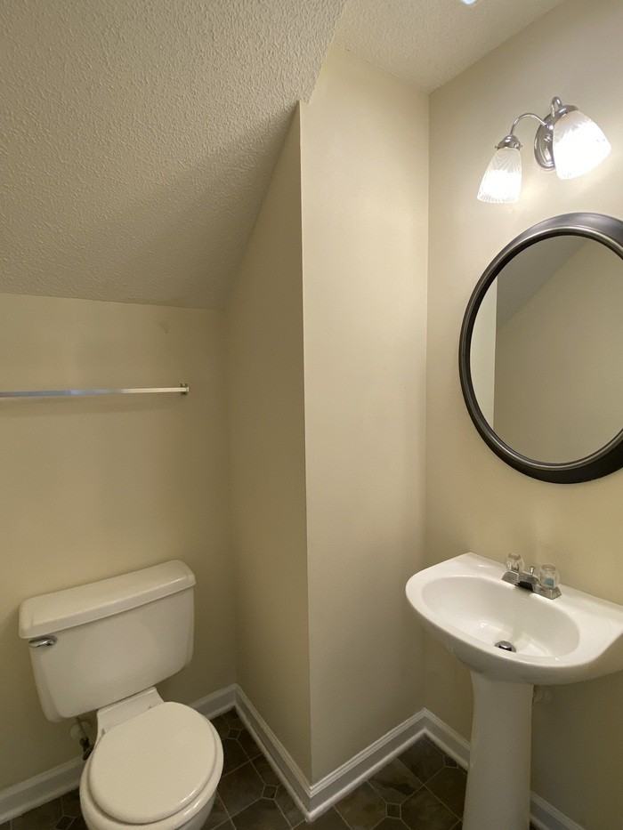 5815 Ricker Rd - Photo 7 of 20