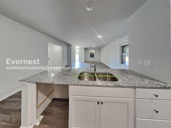 4233 Park Ave - Photo 4 of 18