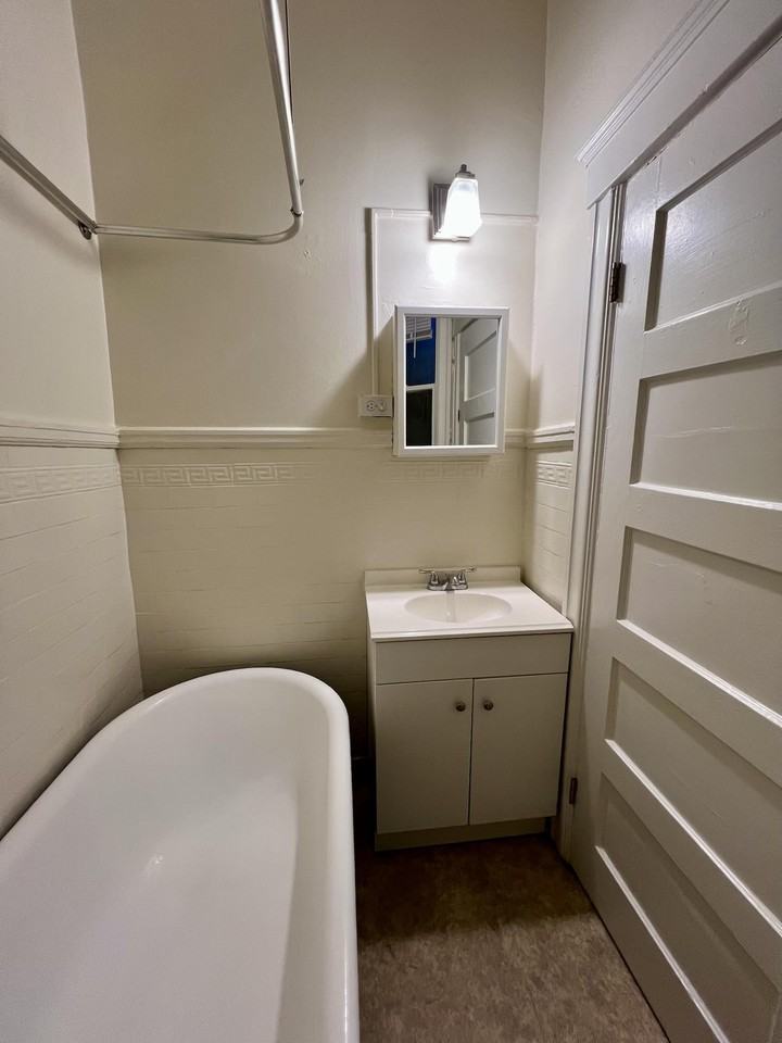 513 Bush Street #34 - Photo 6 of 10