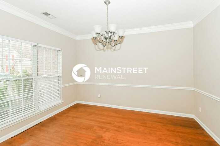 4560 Oakden Ln - Photo 5 of 17