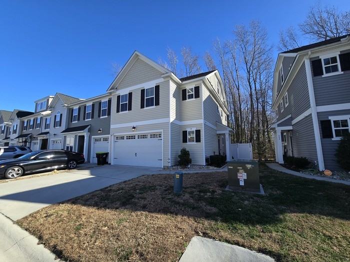 648 Revival Ln - Photo 3 of 5