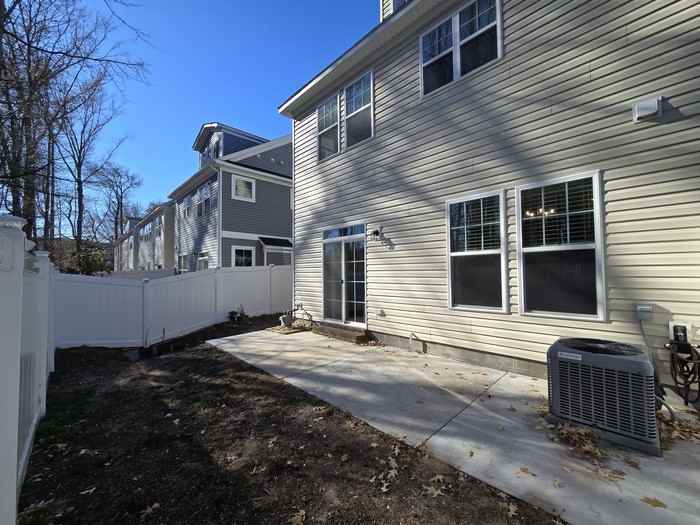 648 Revival Ln - Photo 4 of 5