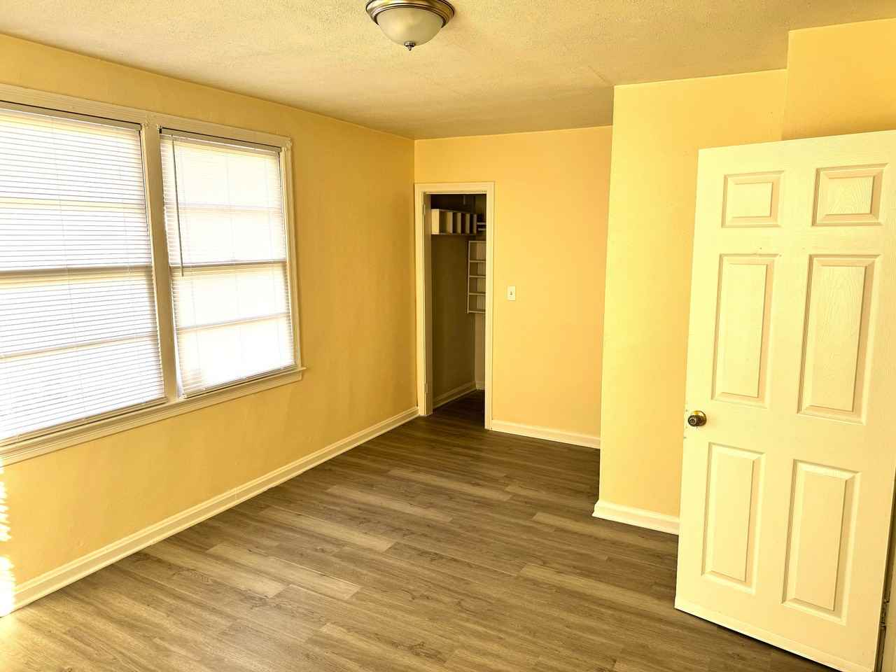 4752 Post St #1 - Photo 5 of 8