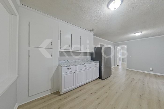 1822 Sedgefield St - Photo 7 of 24