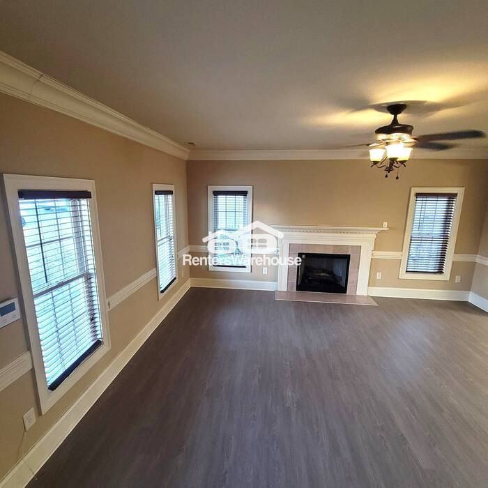 6911 Spanglers Spring Way - Photo 4 of 30