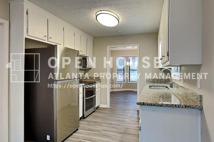 647 Sunshine Trce Nw - Photo 6 of 32