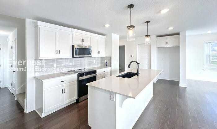 27605 East Red Fox Street - Photo 2 of 24