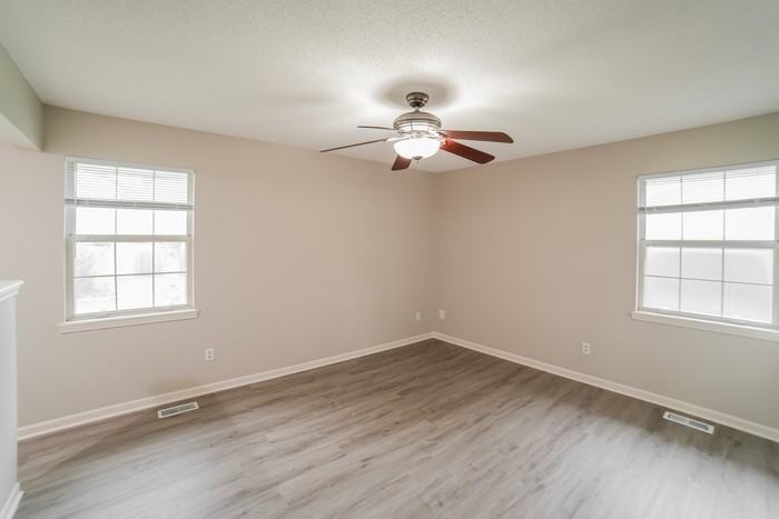 509 16th Ave S - Photo 7 of 12