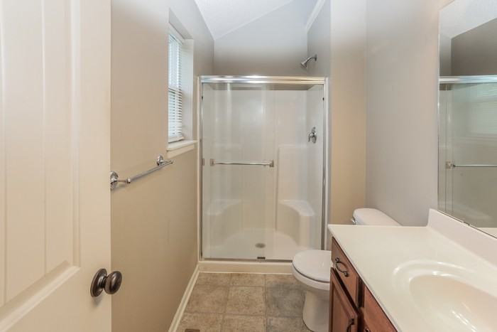 605 Marguerite St - Photo 6 of 10