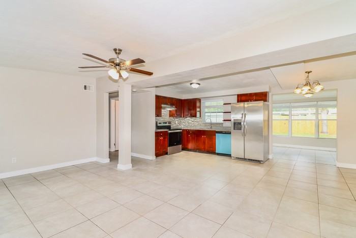 2250 Norman Dr - Photo 2 of 14