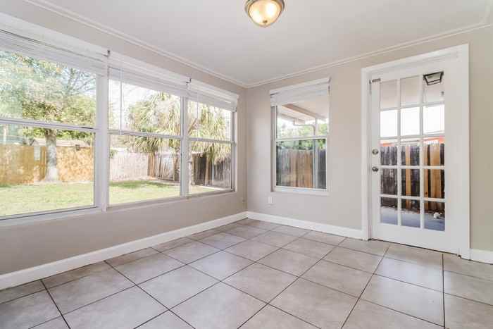 2250 Norman Dr - Photo 5 of 14