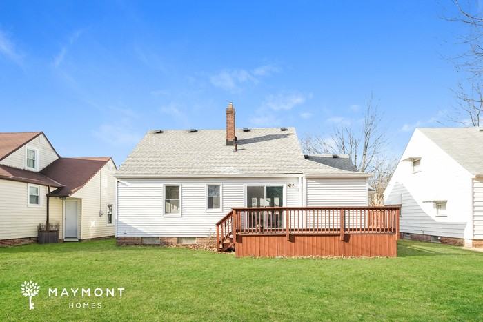 315 E 264th St - Photo 3 of 3