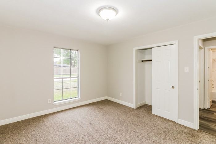 13515 Greywood Dr - Photo 7 of 14