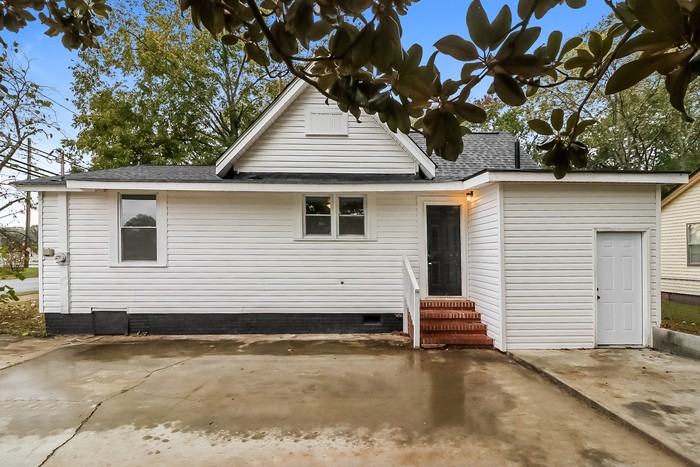 360 5th St - Photo 7 of 8