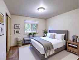 featured image of 2107 Willows Rd