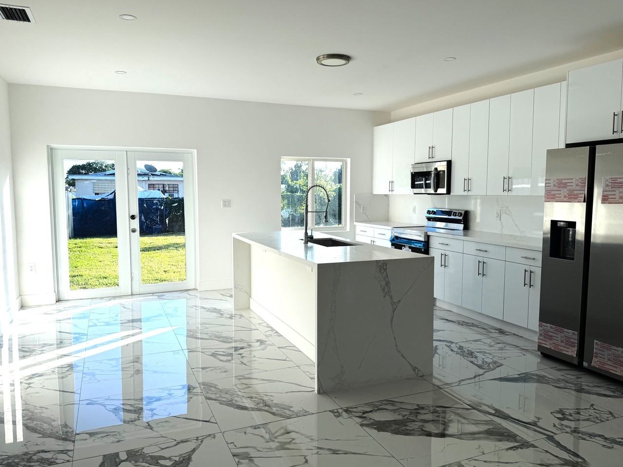 11870 Southwest 220th StreetUnit A #A - Photo 3 of 9