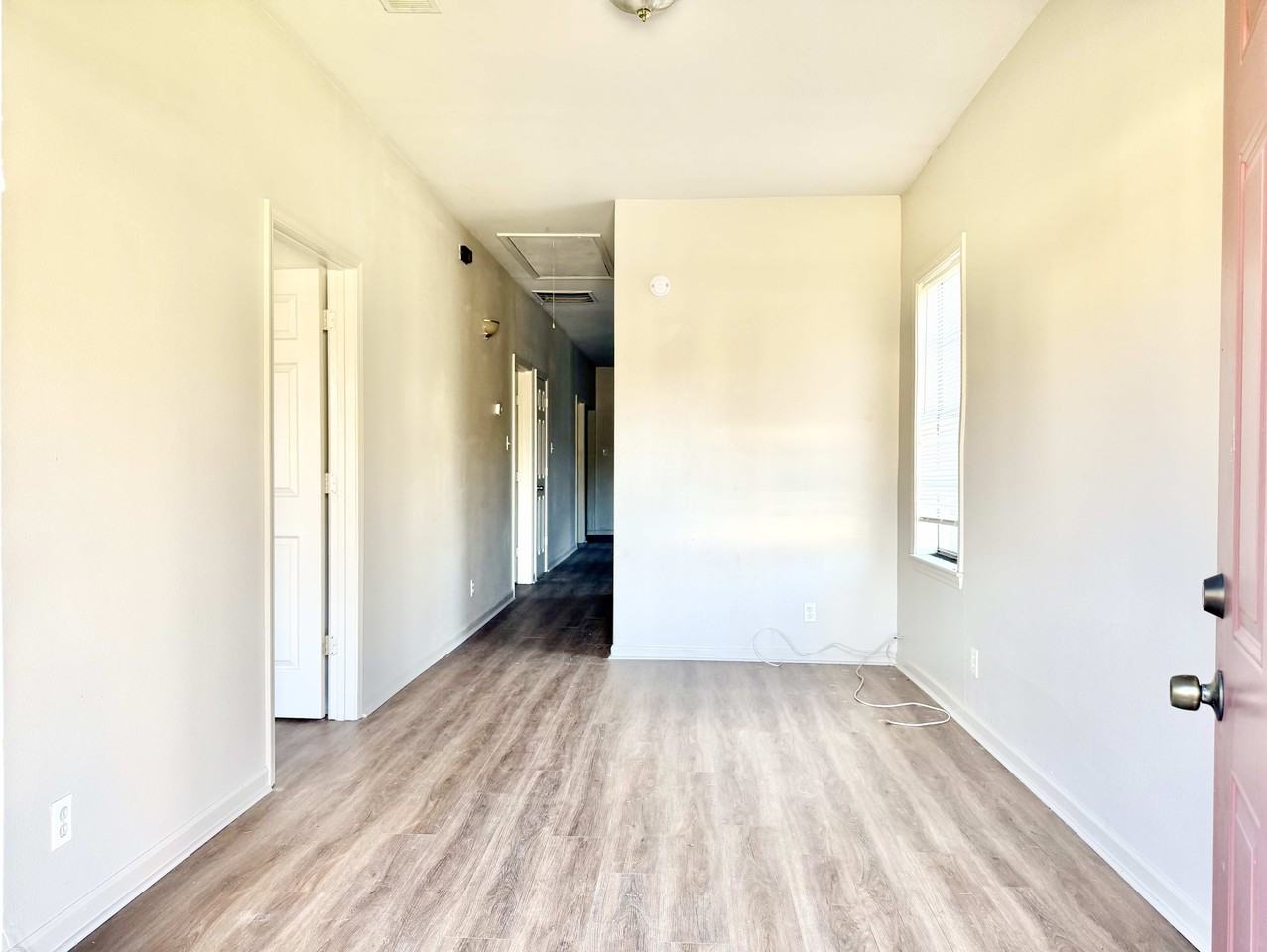 1606 Myrtle Walk #1 - Photo 2 of 11