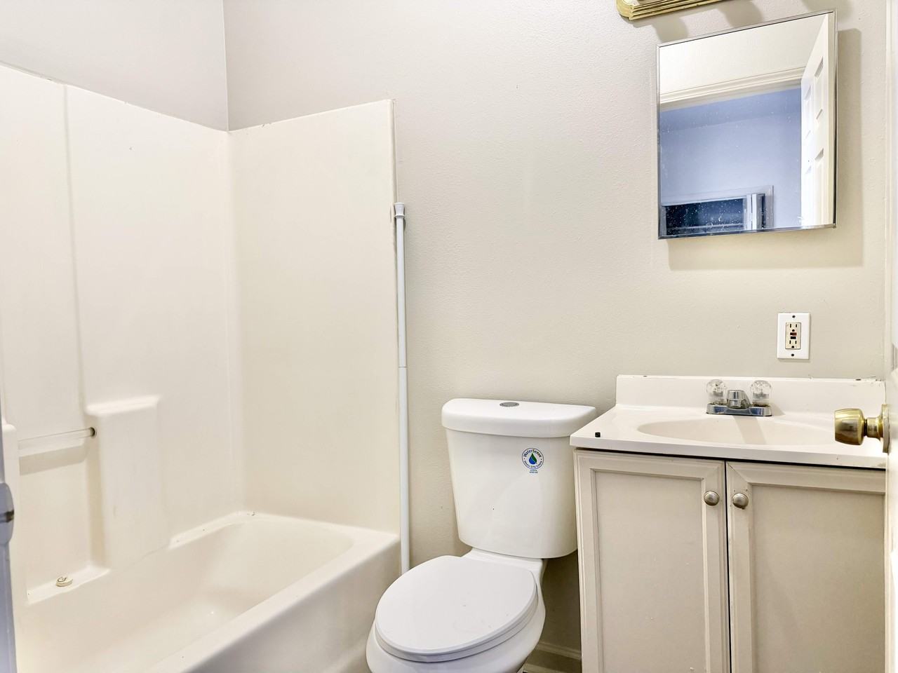 1606 Myrtle Walk #1 - Photo 6 of 11