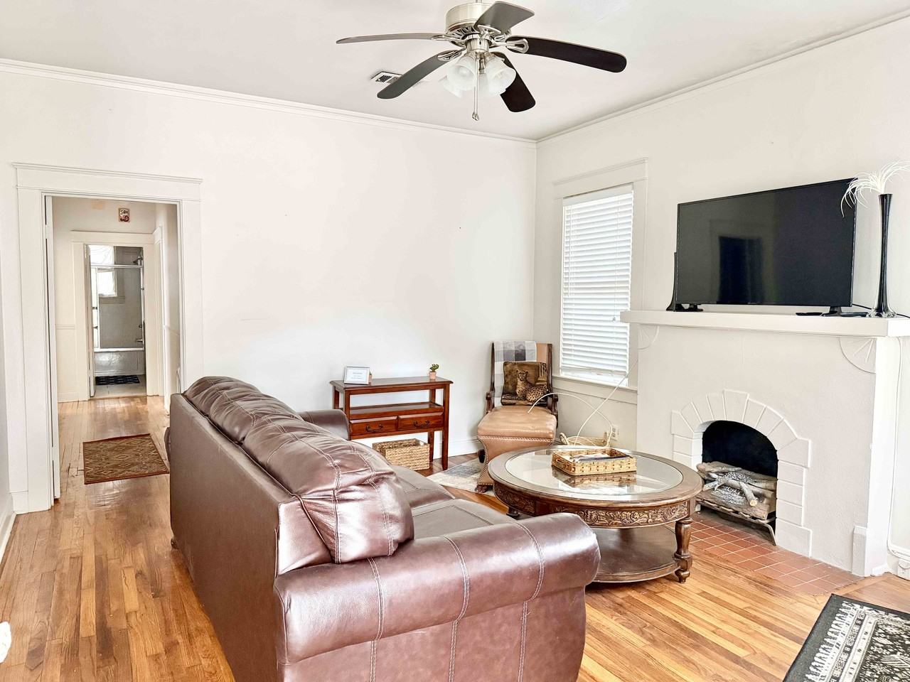 416 East Dr #1 - Photo 2 of 11