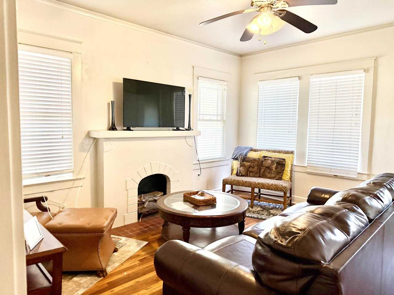 416 East Dr #1 - Photo 3 of 11