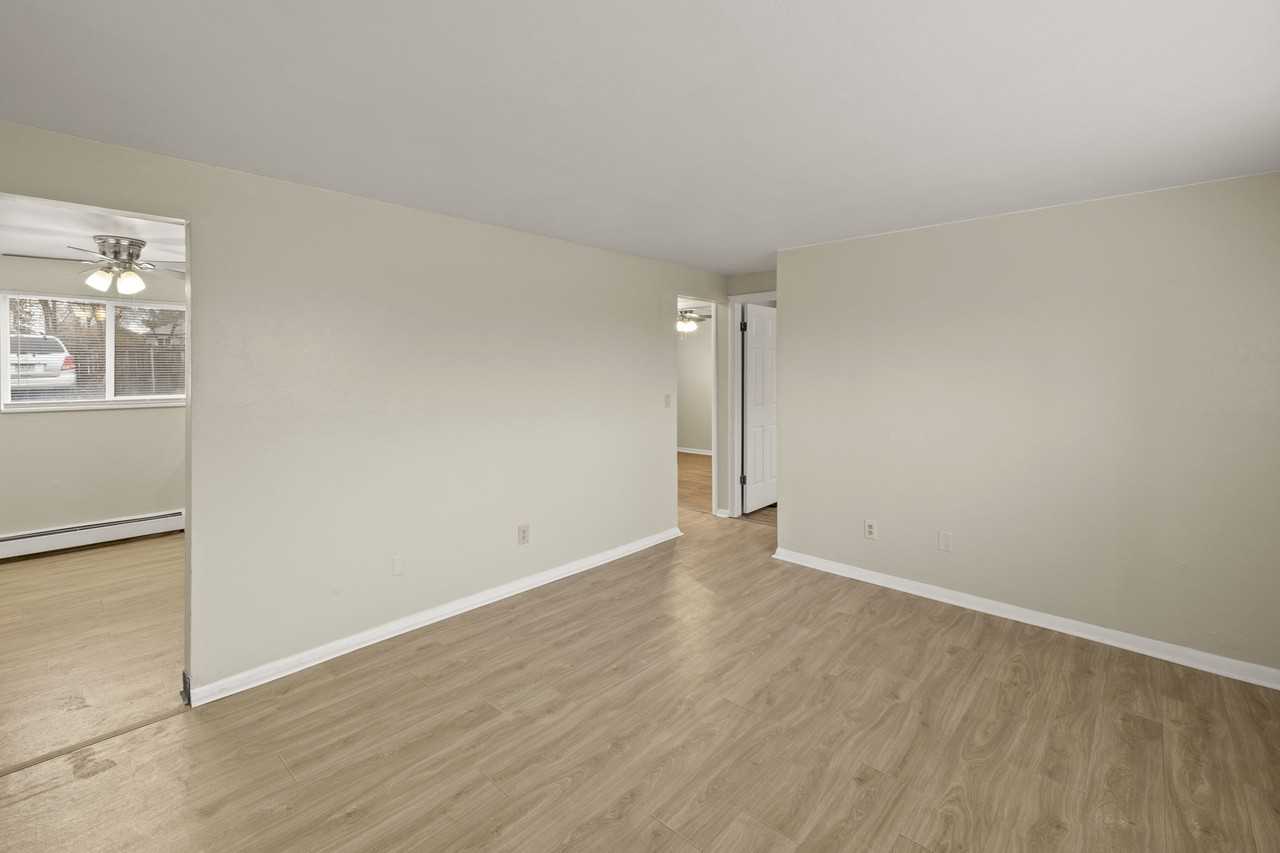 4060 Airport Rd #4 - Photo 6 of 22