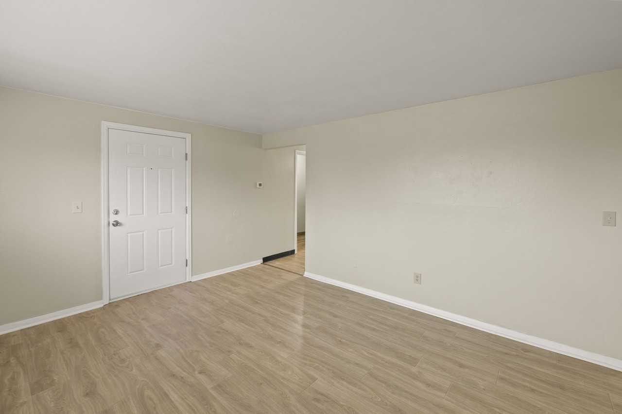 4060 Airport Rd #4 - Photo 7 of 22