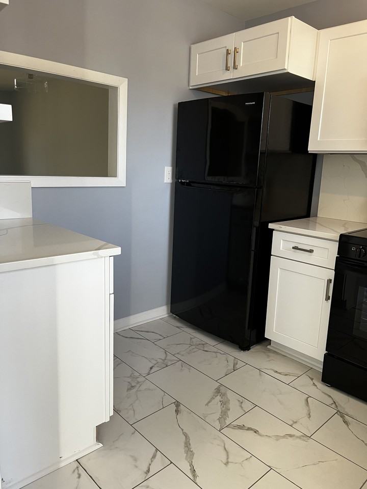 519 Brookside Ct #519 - Photo 4 of 17