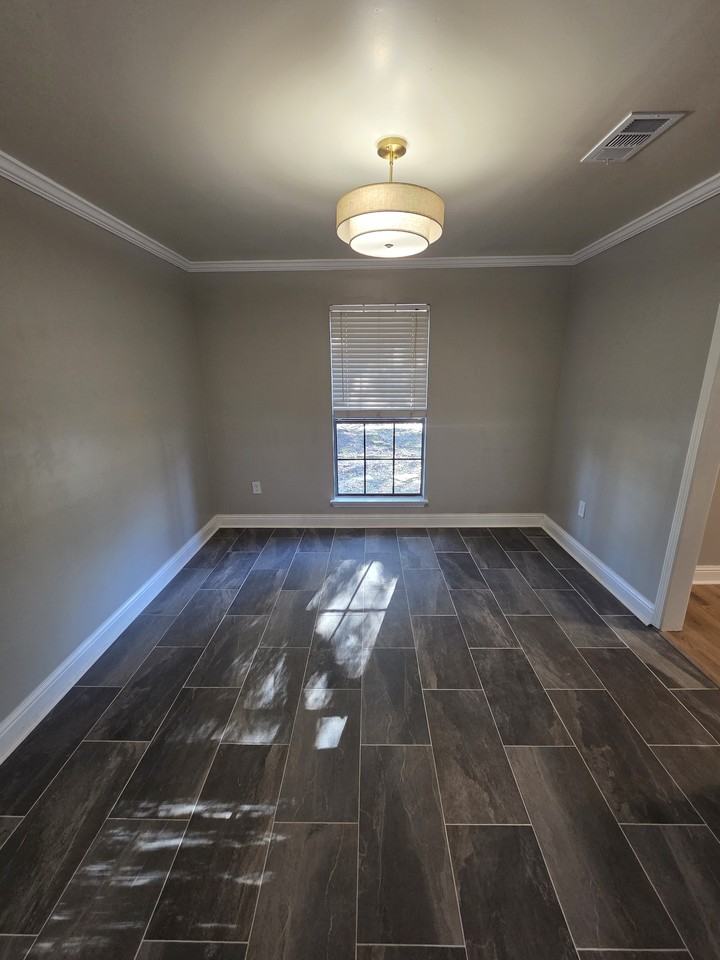 12233 Parklawn Ave #NA - Photo 7 of 15