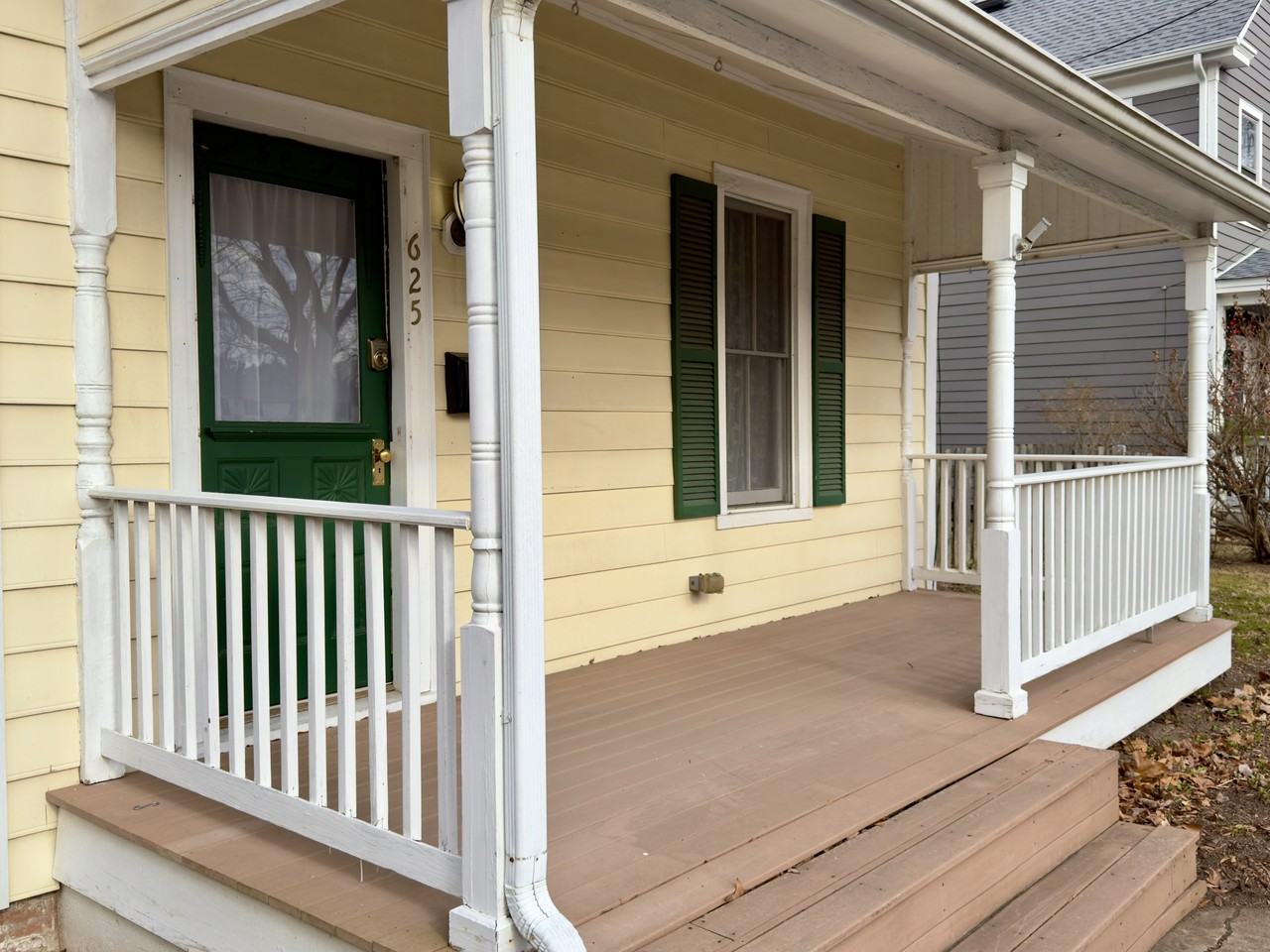 625 Goldsborough St #NA - Photo 2 of 31