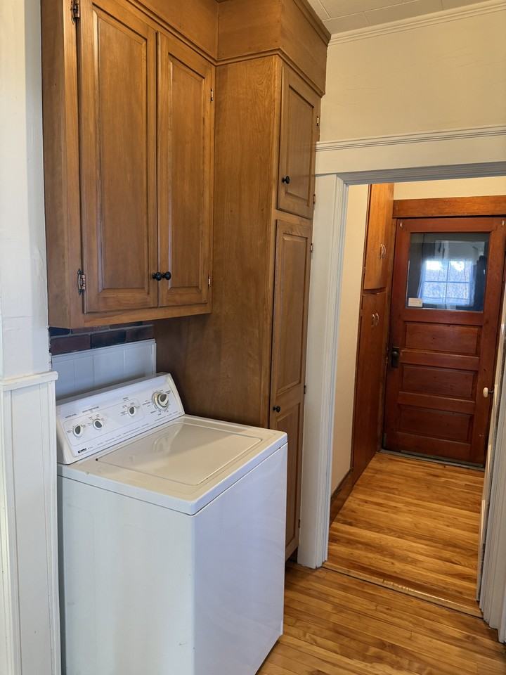 36 Stebbins St #1 - Photo 5 of 10