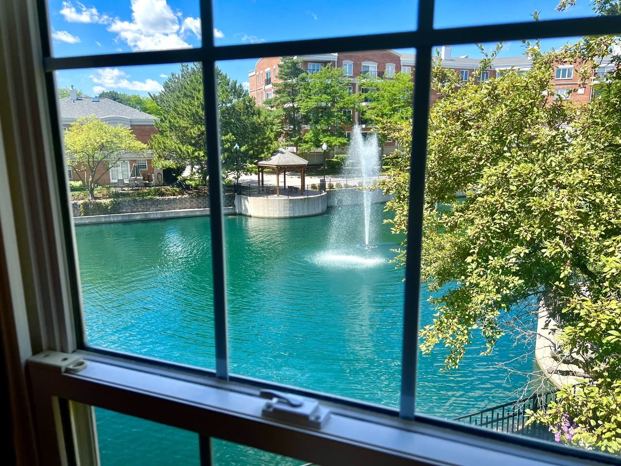 362 Town Place Cir #362 - Photo 4 of 50