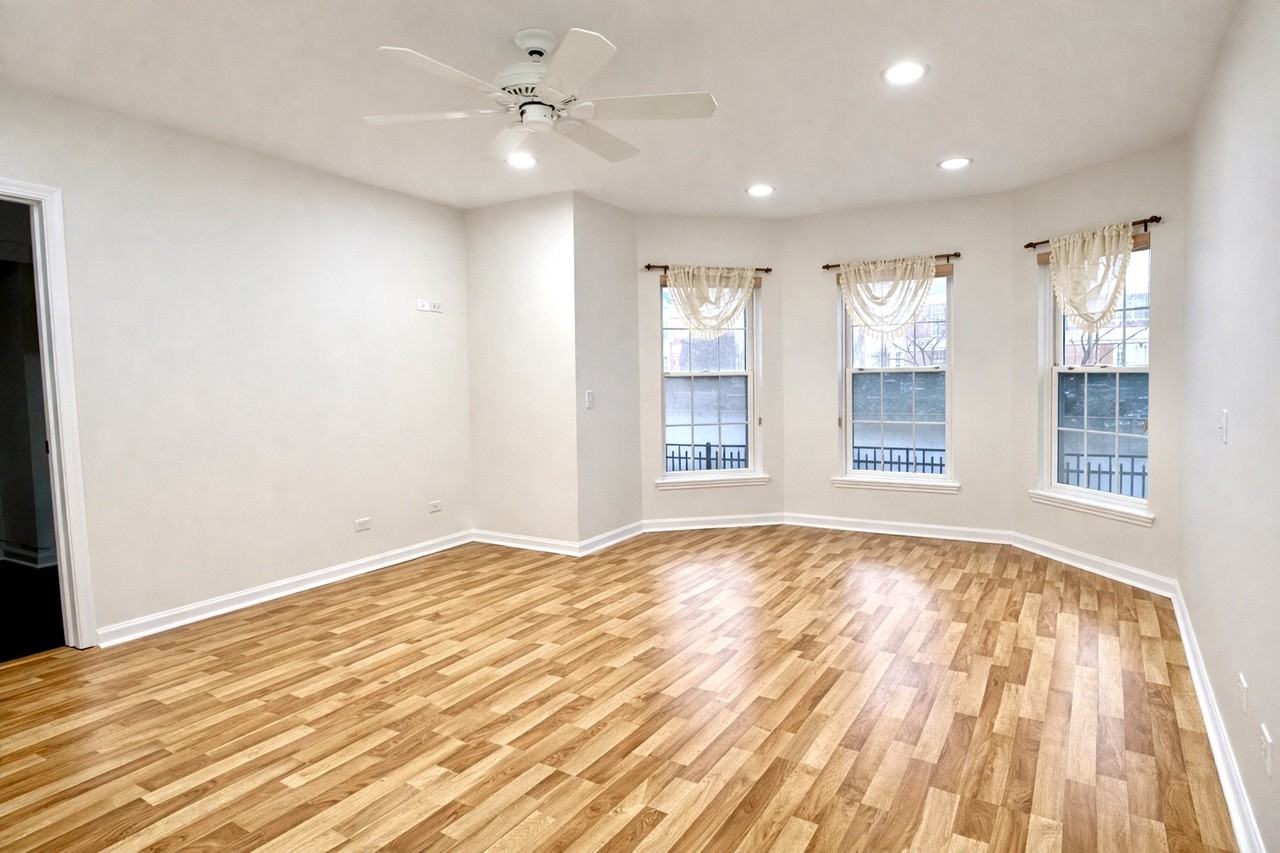 362 Town Place Cir #362 - Photo 7 of 50