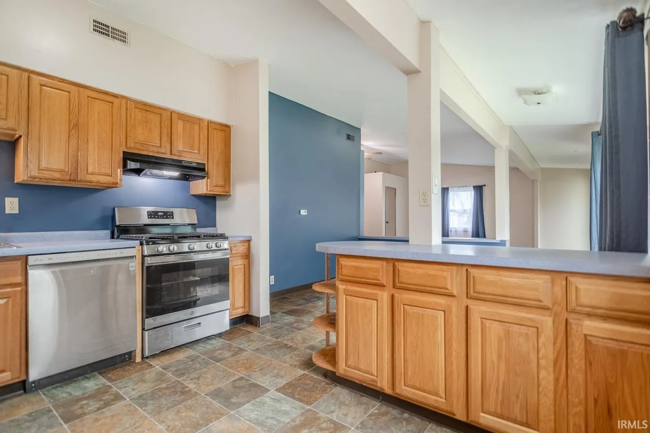 2516 Oxford St #NA - Photo 7 of 12