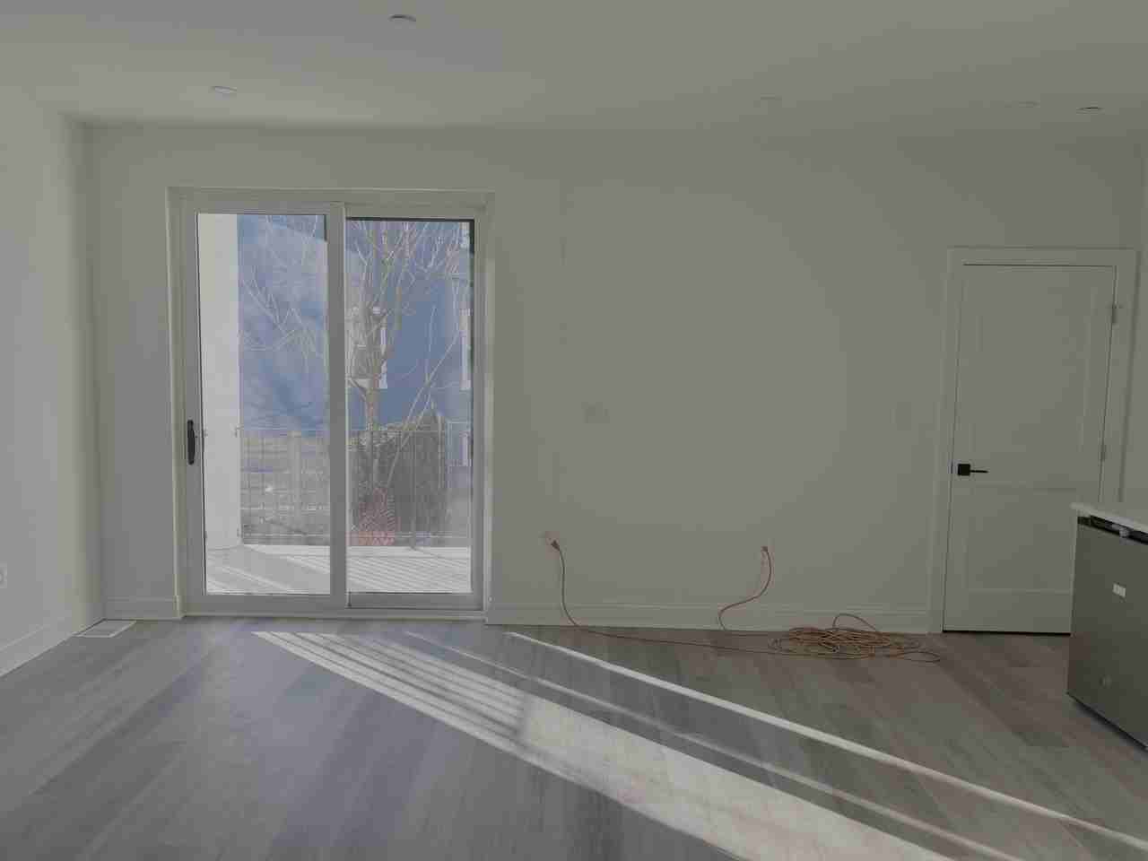 2404 N Capitol St Nw #1 - Photo 7 of 20