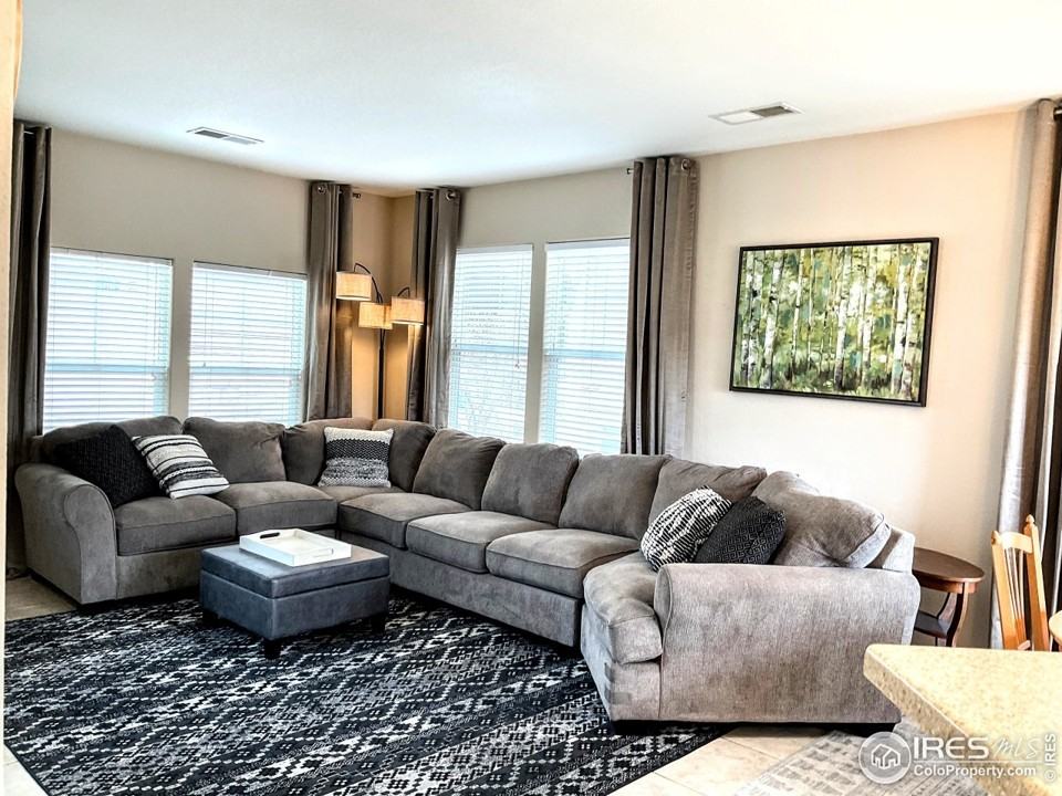 1950 Windemere Ln #NA - Photo 3 of 25