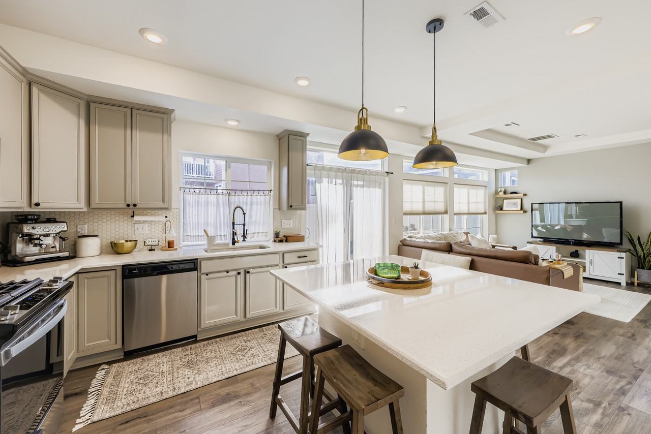 1116 Highlands Dr #NA - Photo 6 of 17