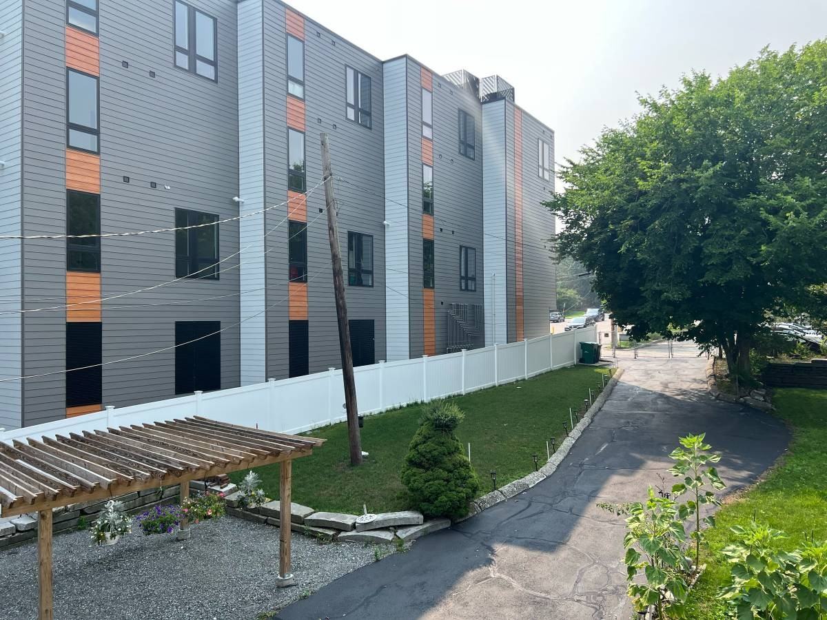 19 Tafthill Ter #2 - Photo 2 of 17