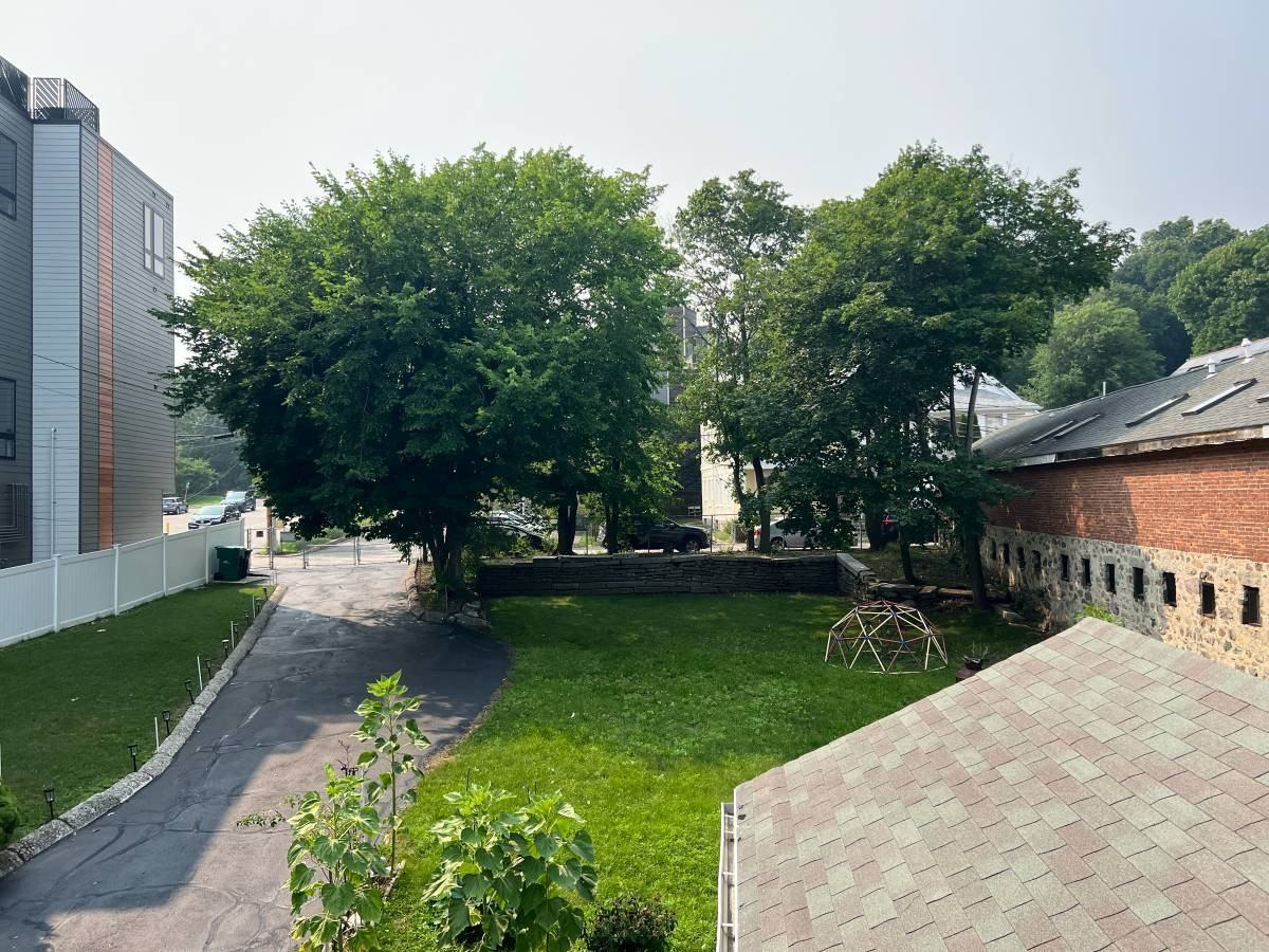 19 Tafthill Ter #2 - Photo 3 of 17