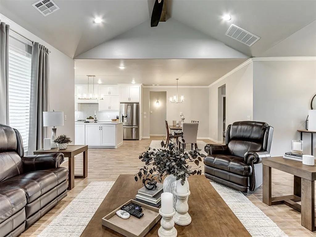 1391 Hickory Trl #NA - Photo 6 of 37