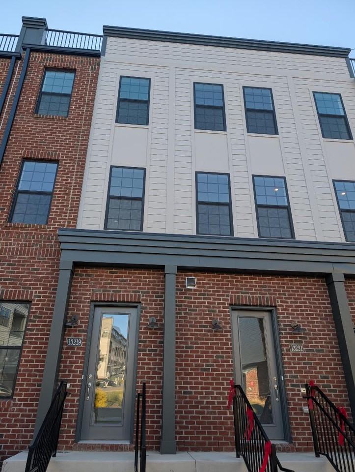 13219 Garland Ln - Photo 5 of 20