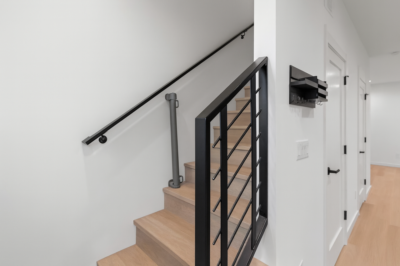 10350 Wallingford Ave N #10350B - Photo 4 of 20