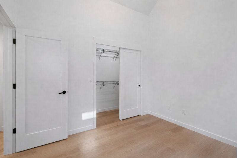 10350 Wallingford Ave N #10350B - Photo 7 of 20